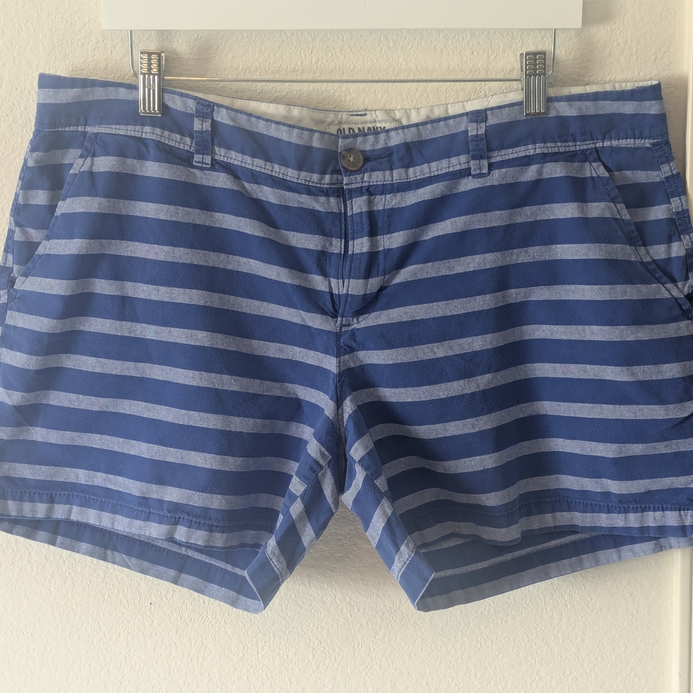 Old Navy Blue Striped Chino Shorts Women Size 14 Cotton Mid Rise Casual Summer